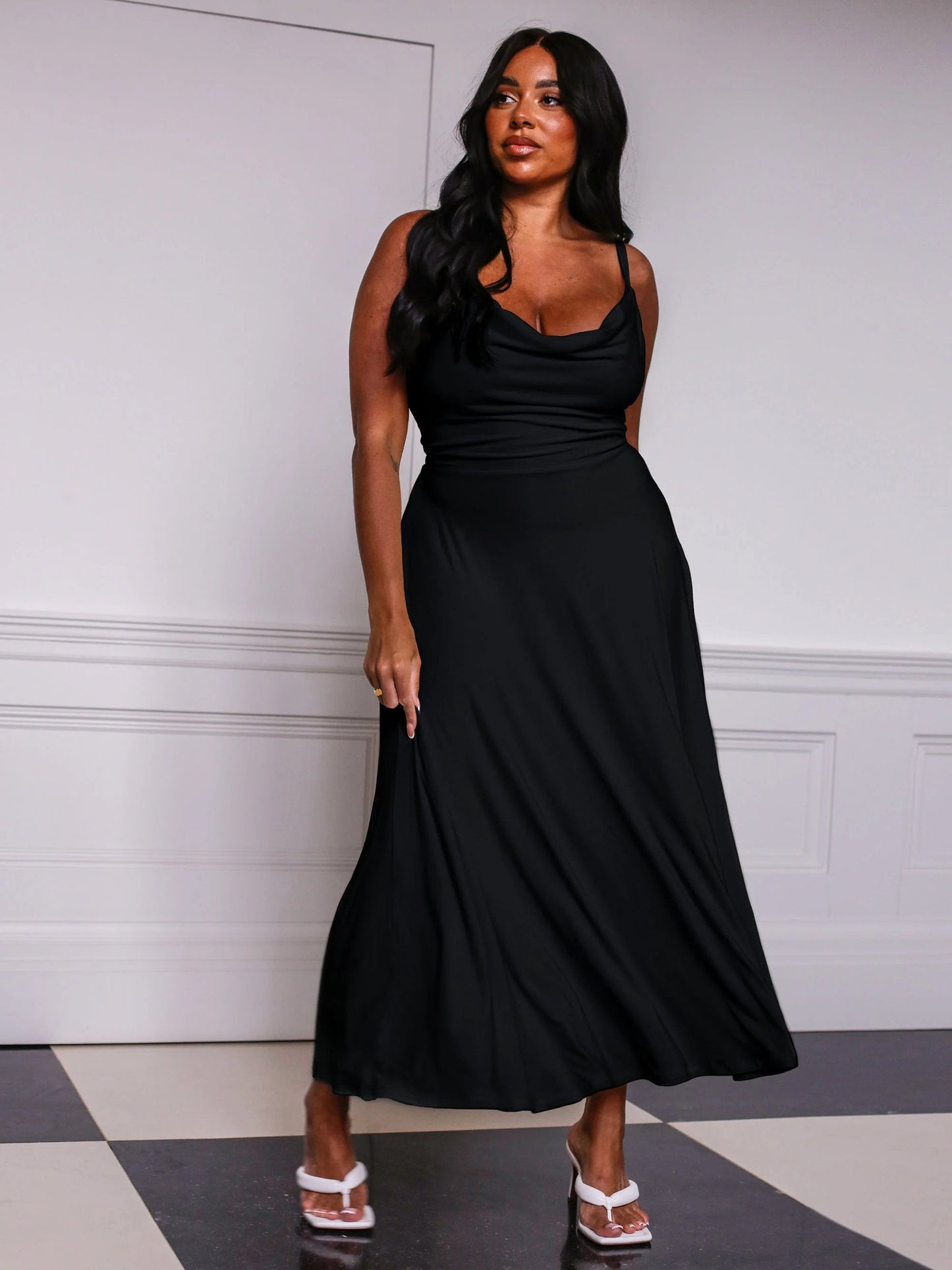 Rochie reversibilă 2-în-1, eleganță și confort asigurat